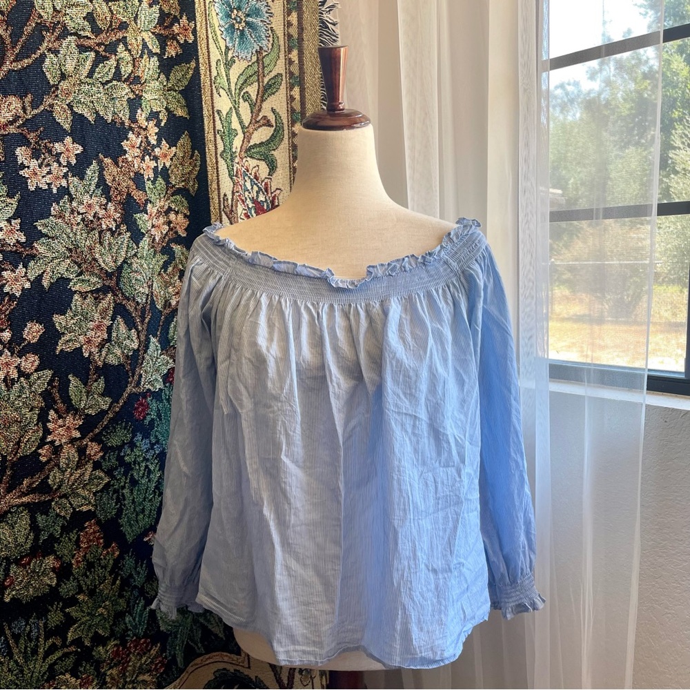 Forever21 Blue and White Striped Flowy Cotton Blouse with Gathered Sleeves L